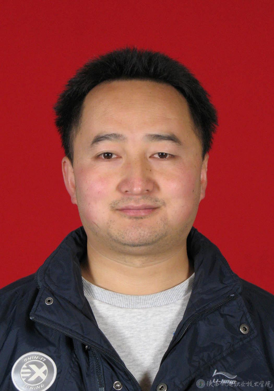 孙钊,男,中共党员,毕业于陕西科技大学机械设计制造及其自动化专业